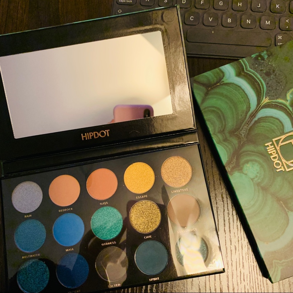 Hipdot Cenote Pressed Eyeshadow Palette